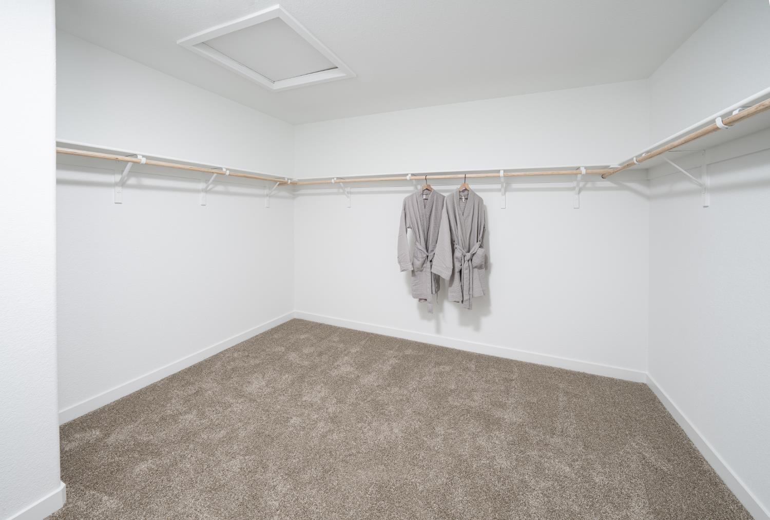 10203 Ragan Drive Elk Grove, CA 95757 - Photo 14 of 15