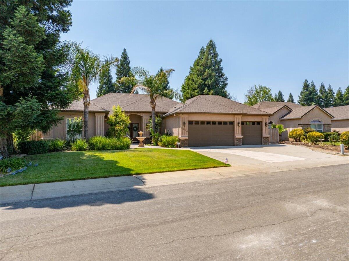 4556 Yellowstone Drive Redding, CA 96002 - Photo 2 of 44 71-4556 Yellowstone Dr - E-29