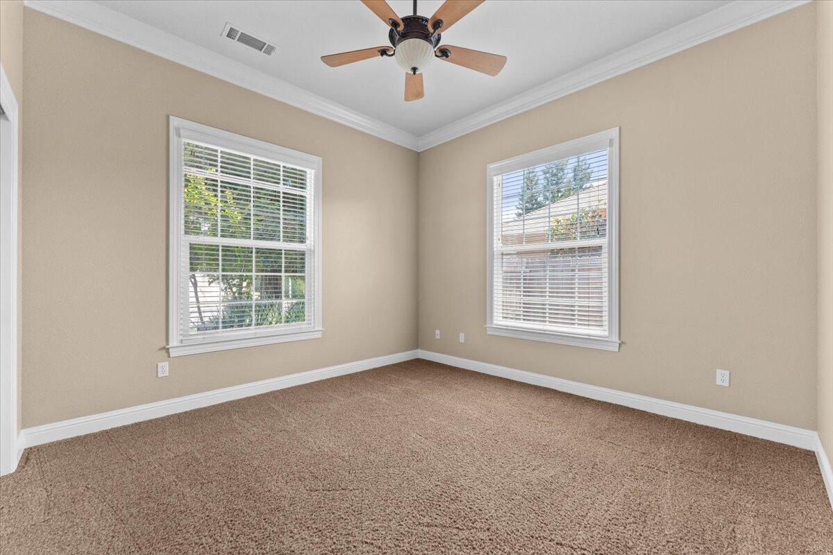 4556 Yellowstone Drive Redding, CA 96002 - Photo 30 of 44 41-4556 Yellowstone Dr - I-38