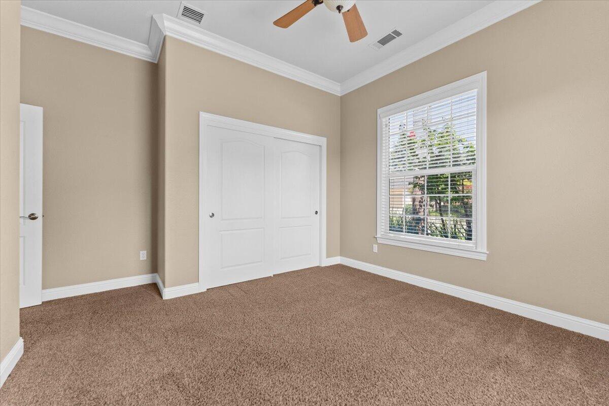 4556 Yellowstone Drive Redding, CA 96002 - Photo 31 of 44 42-4556 Yellowstone Dr - I-39