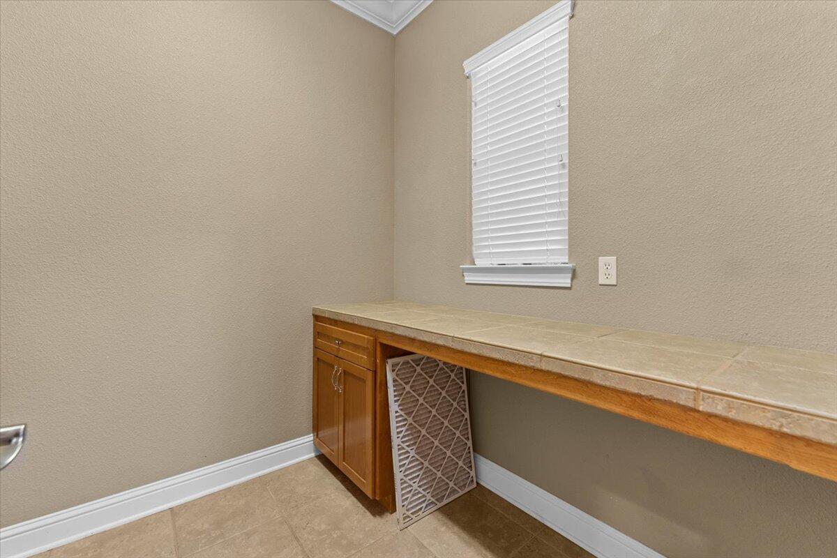 4556 Yellowstone Drive Redding, CA 96002 - Photo 33 of 44 44-4556 Yellowstone Dr - I-35