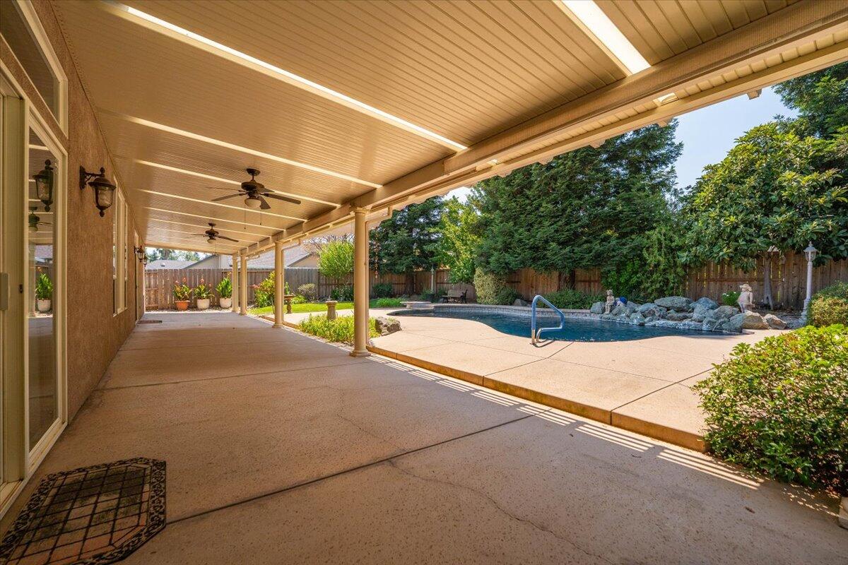 4556 Yellowstone Drive Redding, CA 96002 - Photo 36 of 44 47-4556 Yellowstone Dr - E-3