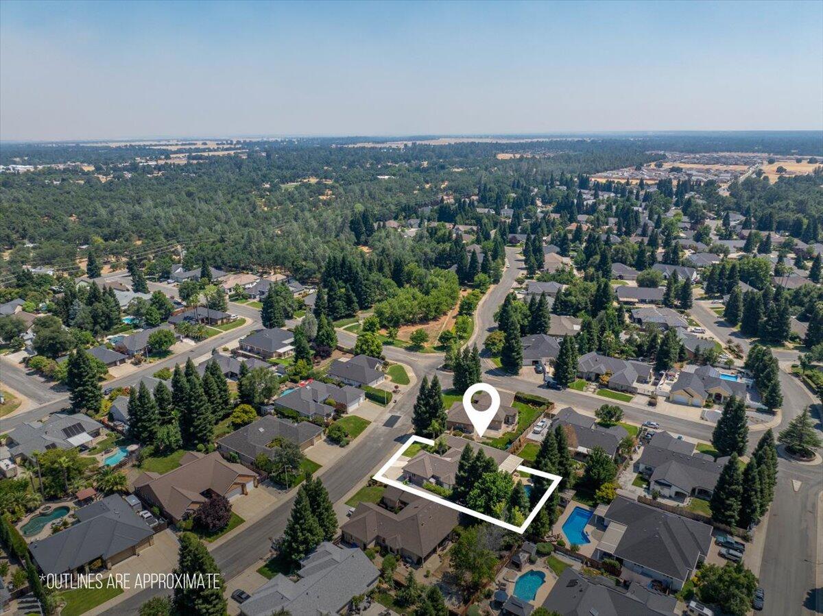 4556 Yellowstone Drive Redding, CA 96002 - Photo 5 of 44 03-4556 Yellowstone Dr - E-40