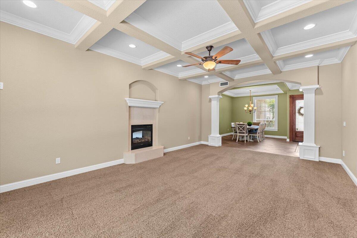 4556 Yellowstone Drive Redding, CA 96002 - Photo 10 of 44 11-4556 Yellowstone Dr - I-6