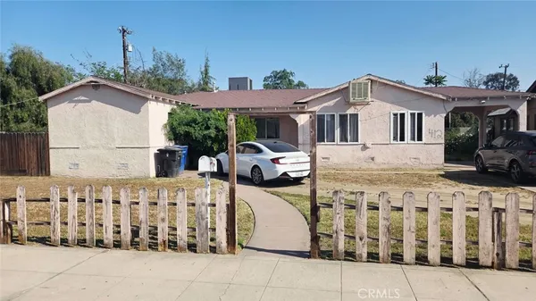 $299,999 | 410 Niles Street, Bakersfield, CA 93305