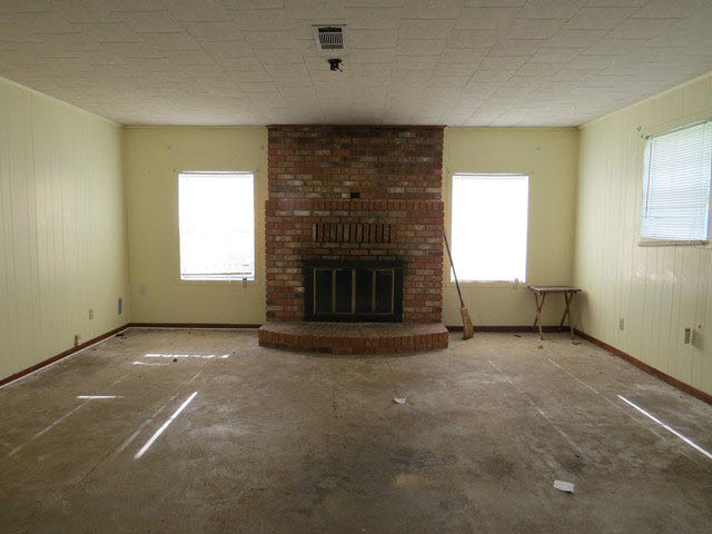 19851 South County Road 20 Foley, AL 36535 - Photo 12 of 26 Den