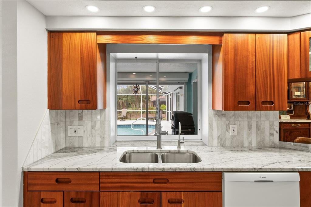 840 Van Gogh Road Englewood, FL 34223 - Photo 12 of 39