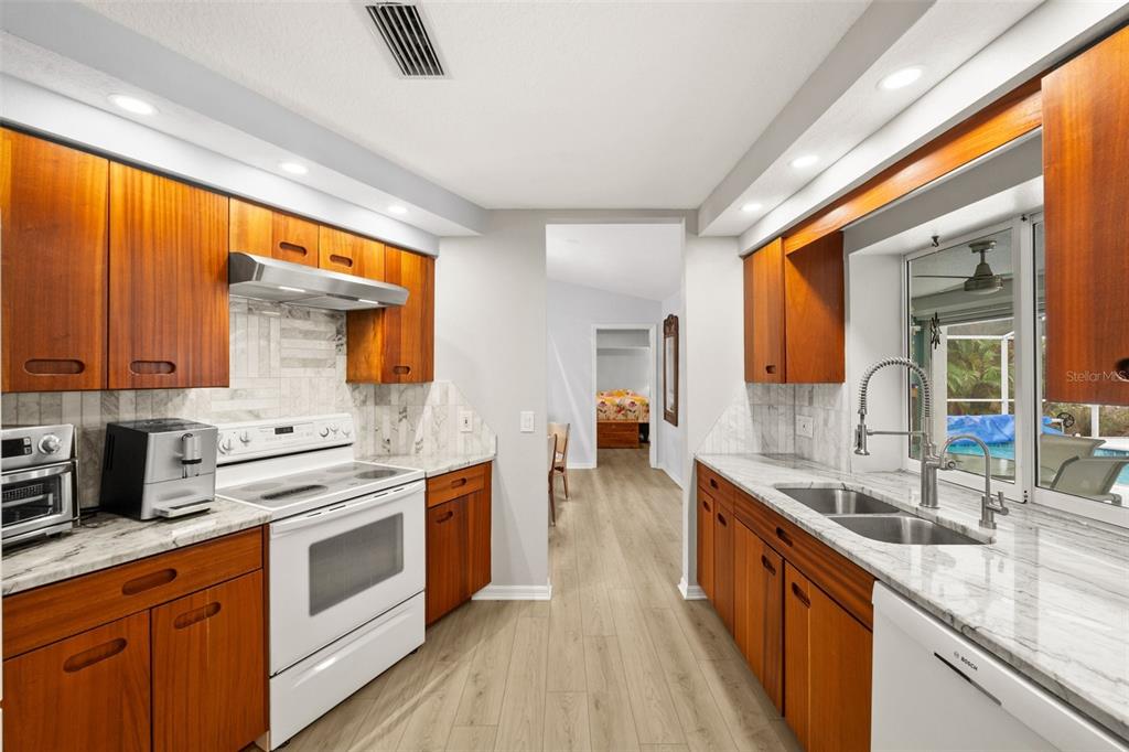 840 Van Gogh Road Englewood, FL 34223 - Photo 13 of 39