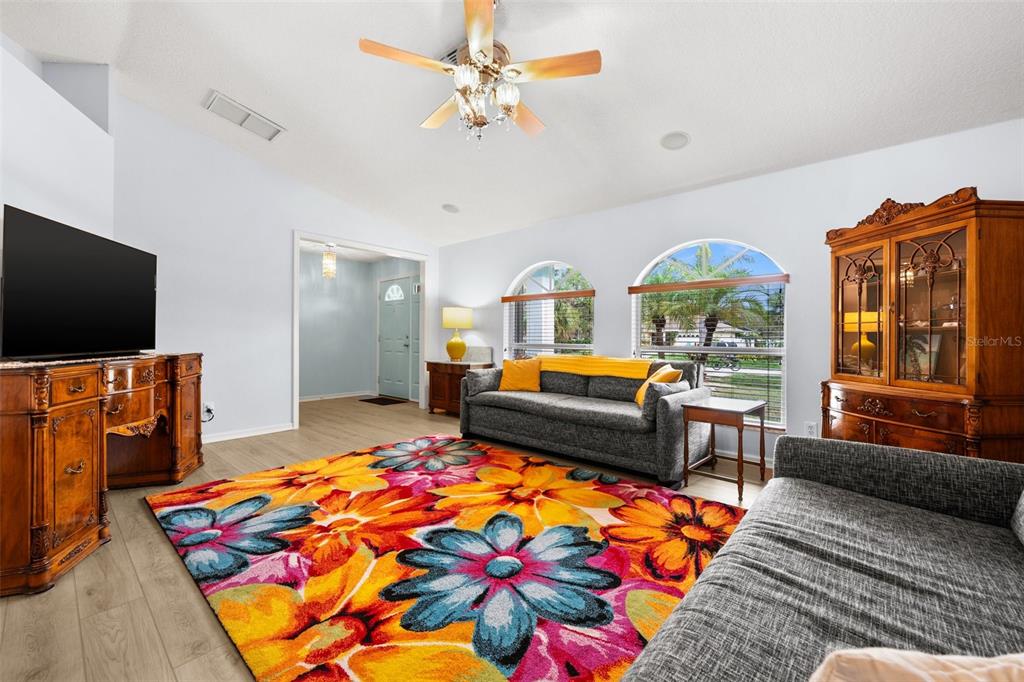 840 Van Gogh Road Englewood, FL 34223 - Photo 7 of 39