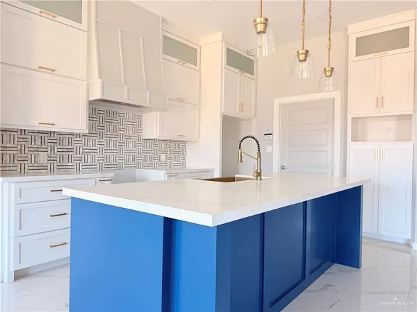 $2,100 | 1403 Joe Justice Street, Weslaco, TX 78599
