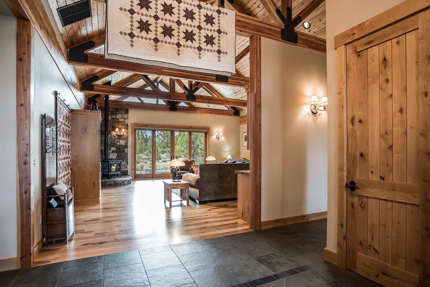 61070 Groff Road Bend, OR 97702 - Photo 5 of 30 05-Open Front Entry