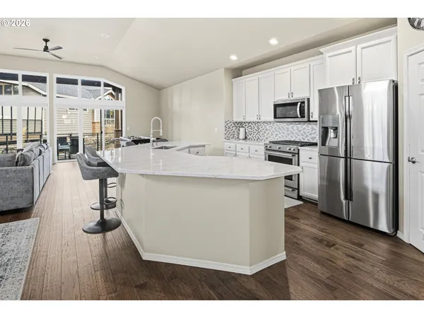 $699,000 | 8433 Forest Ridge Loop, Redmond, OR 97756