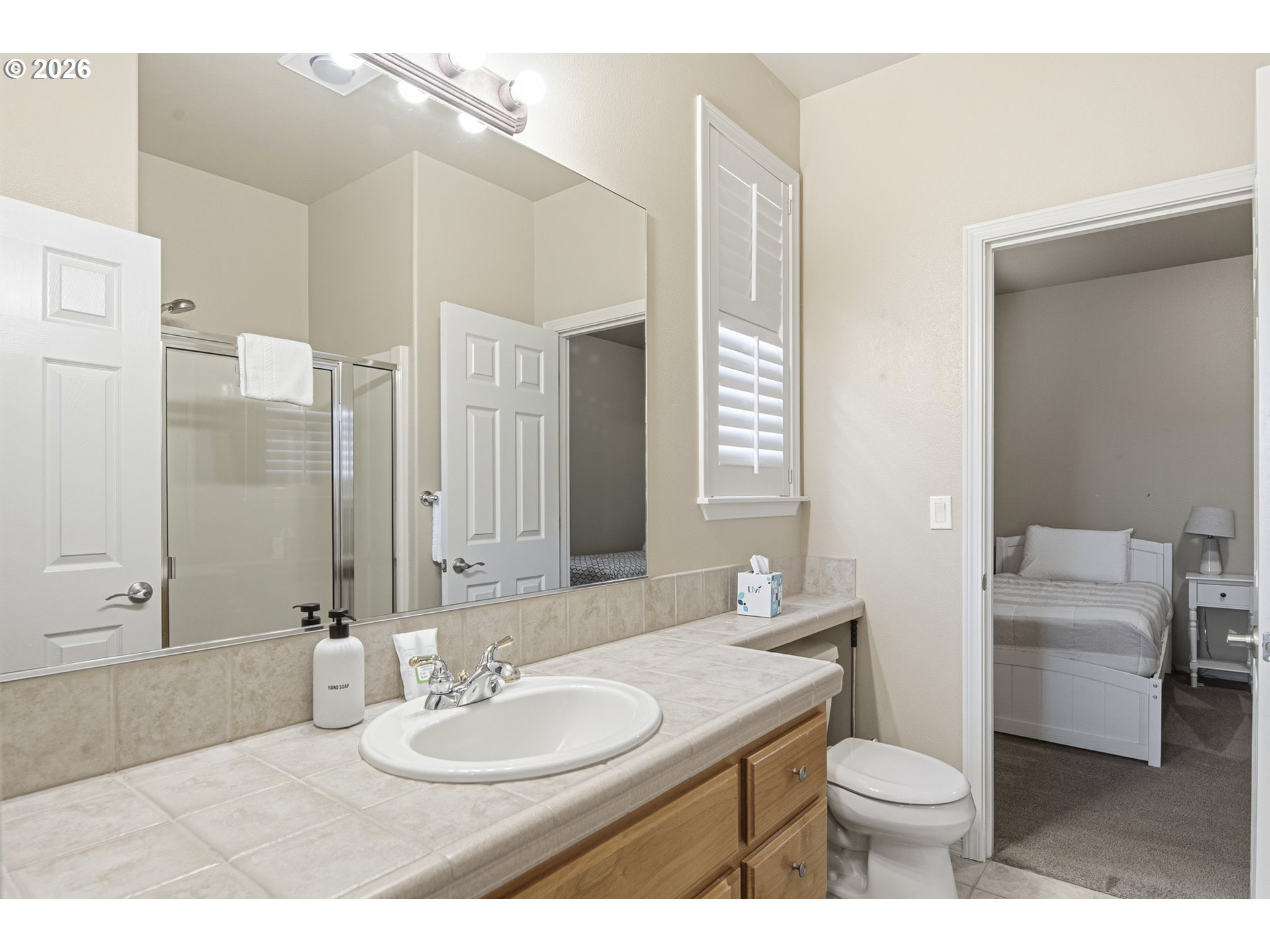 8433 Forest Ridge Loop Redmond, OR 97756 - Photo 24 of 46 Bathroom