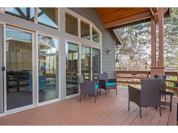 $699,000 | 8433 Forest Ridge Loop, Redmond, OR 97756