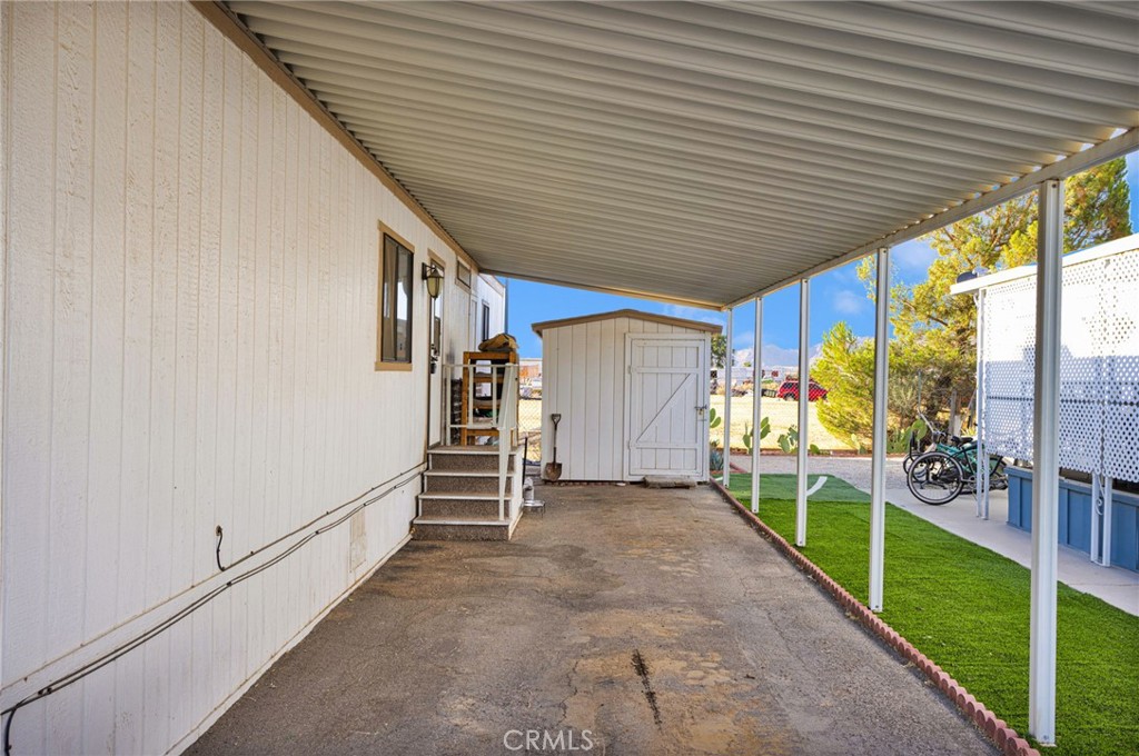 23456 Ottawa Road, Unit 28 Apple Valley, CA 92308 - Photo 3 of 35