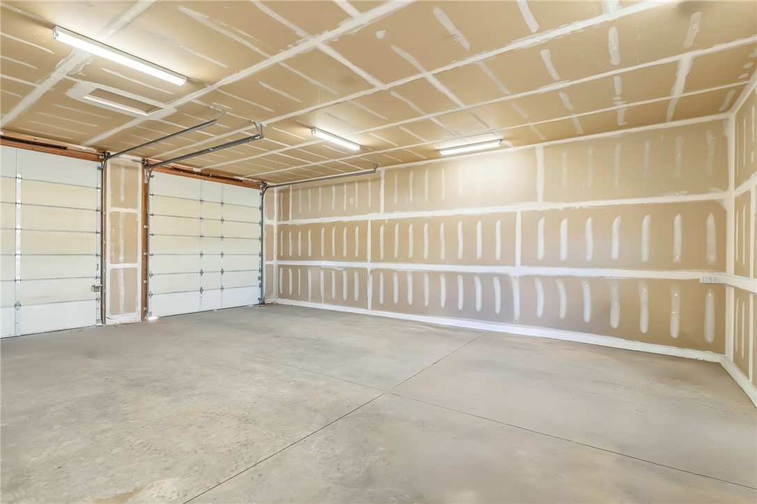2205 East Cactus Wren Road Kingman, AZ 86409 - Photo 55 of 68 Detached Garage