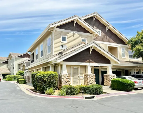 $415,000 | 2880 Brighton Beach Way, Unit 45, Elk Grove, CA 95758