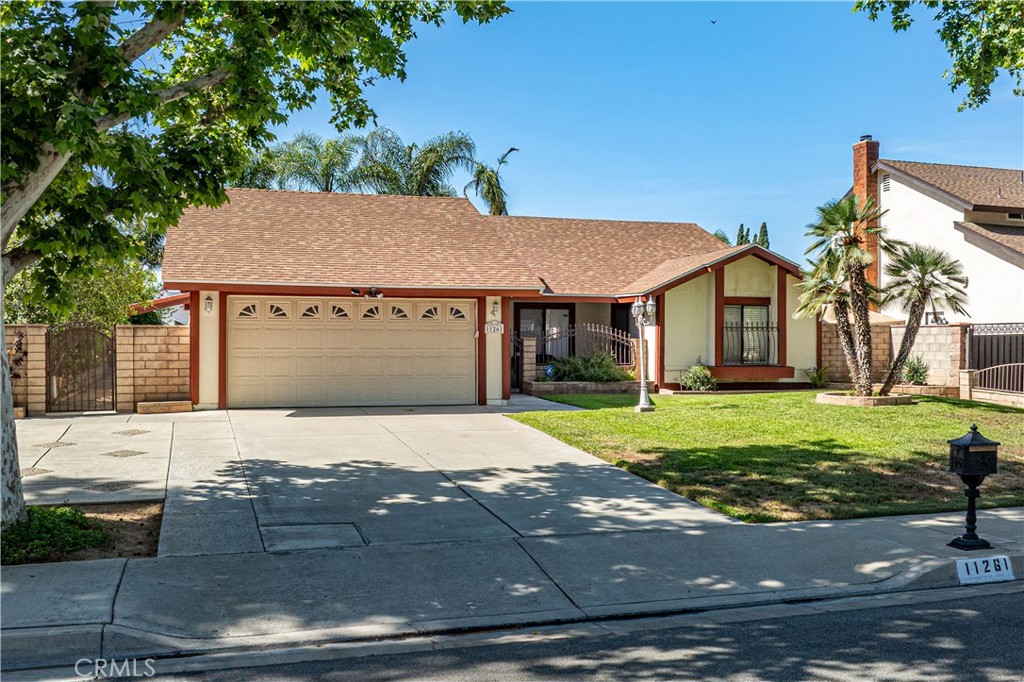 11261 Wayfield Road Riverside, CA 92505 - Photo 38 of 50