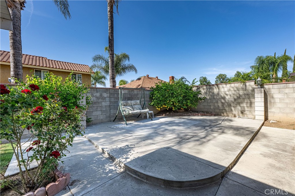 11261 Wayfield Road Riverside, CA 92505 - Photo 40 of 50 Backyard