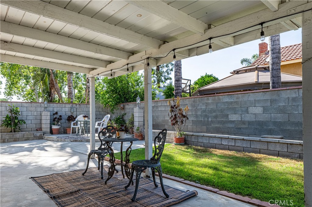 11261 Wayfield Road Riverside, CA 92505 - Photo 41 of 50 Backyard