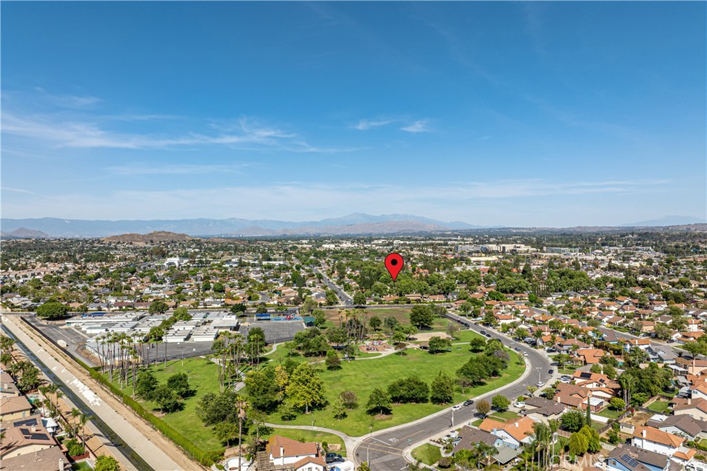 11261 Wayfield Road Riverside, CA 92505 - Photo 47 of 50