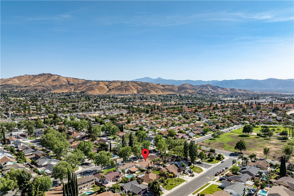 11261 Wayfield Road Riverside, CA 92505 - Photo 48 of 50
