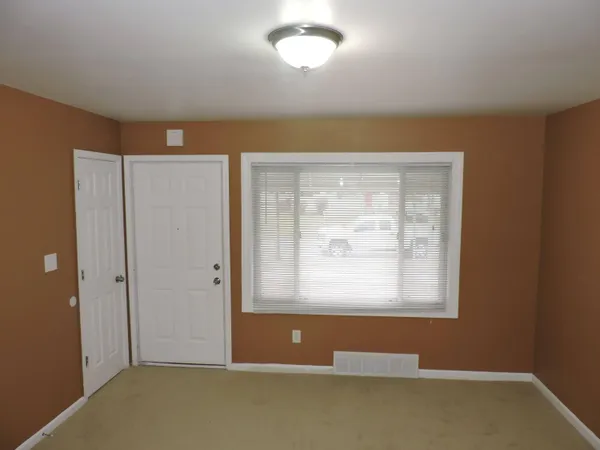 $75,000 | 27045 Yale Street, Inkster, MI 48141