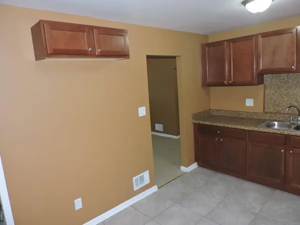 $75,000 | 27045 Yale Street, Inkster, MI 48141