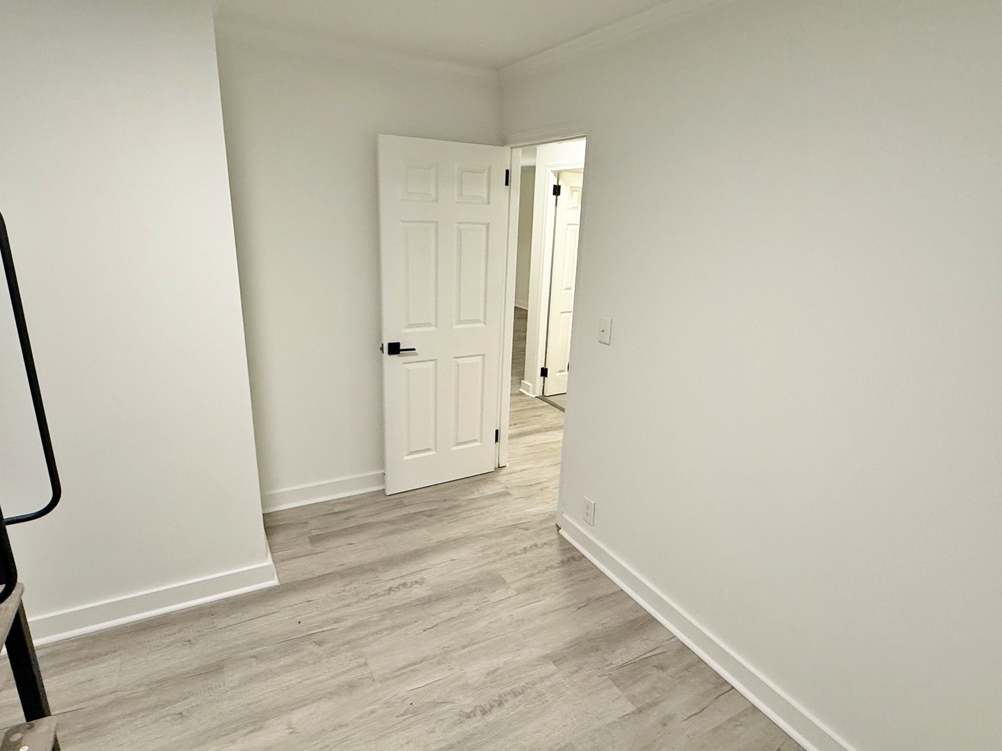 116 Oak Drive Metropolis, IL 62960 - Photo 28 of 38 a view of an empty room