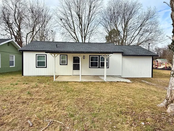 $129,900 | 116 Oak Drive, Metropolis, IL 62960