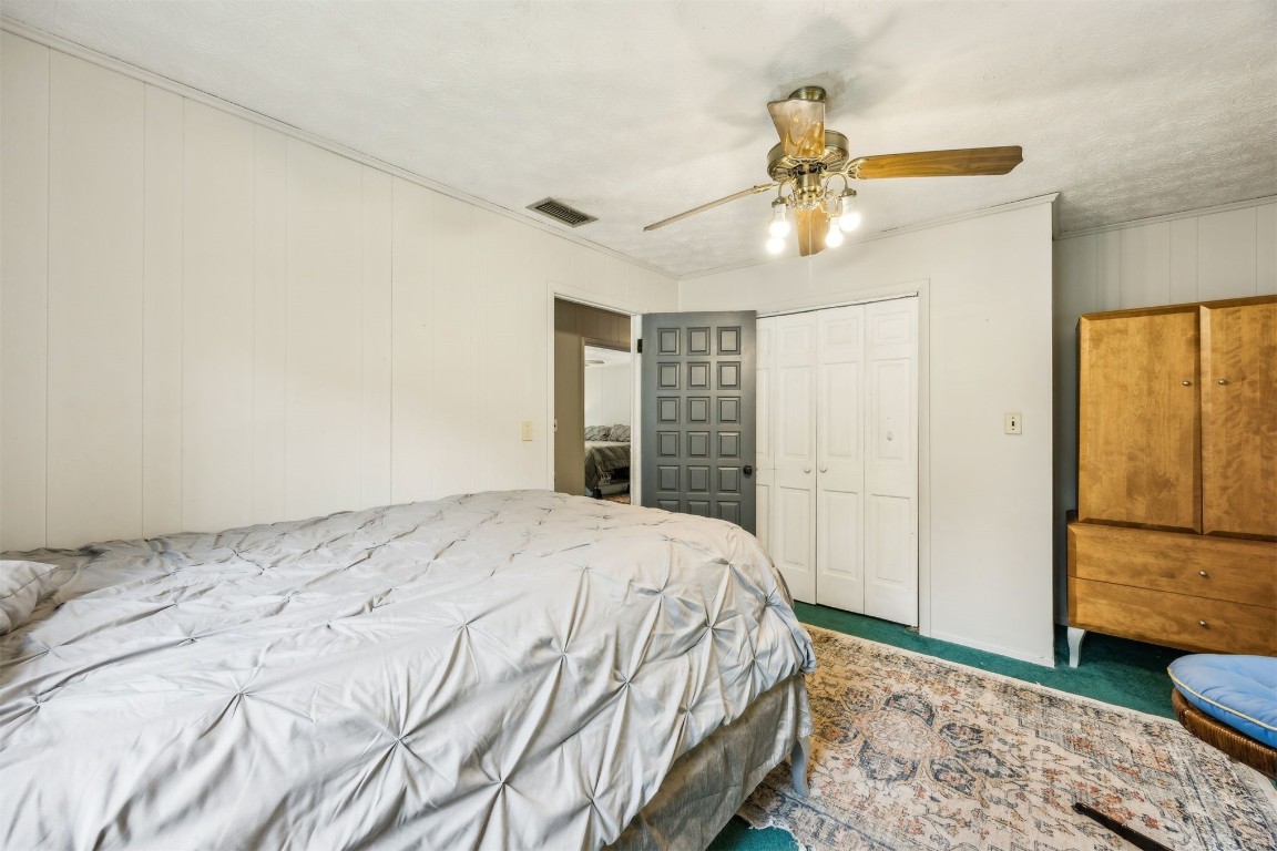 86071 Jones Road Yulee, FL 32097 - Photo 33 of 44 a bedroom with a bed and a window