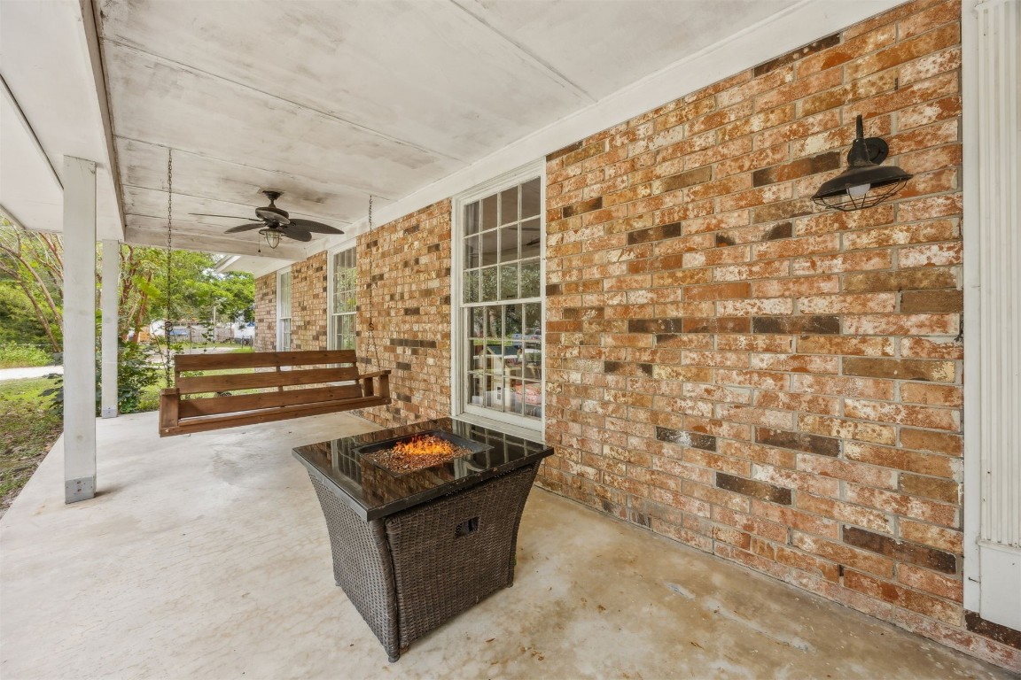 86071 Jones Road Yulee, FL 32097 - Photo 5 of 44 a view of outdoor space and deck