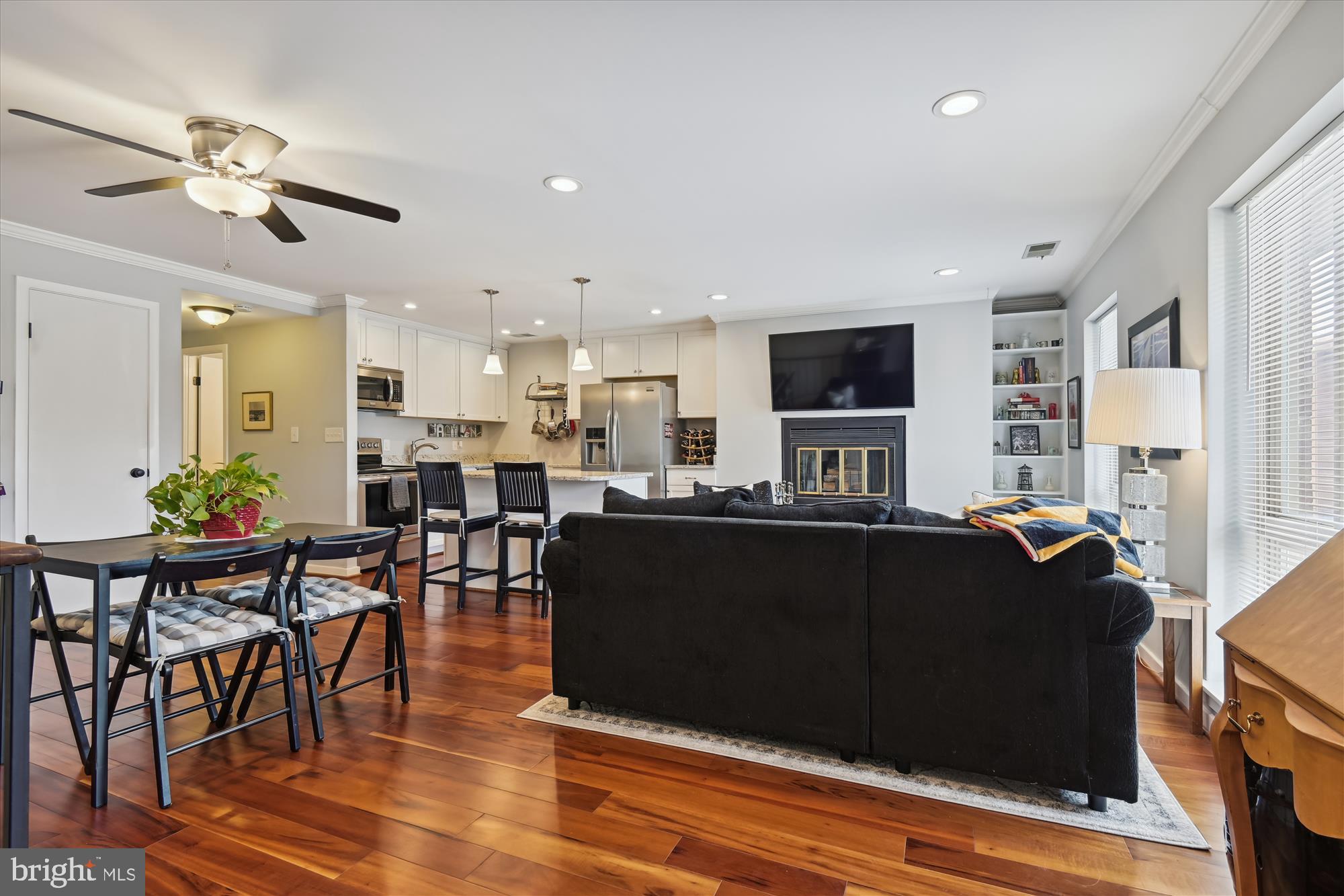 419 South Sharp Street, Unit R 12 Baltimore, MD 21201 - Photo 3 of 32