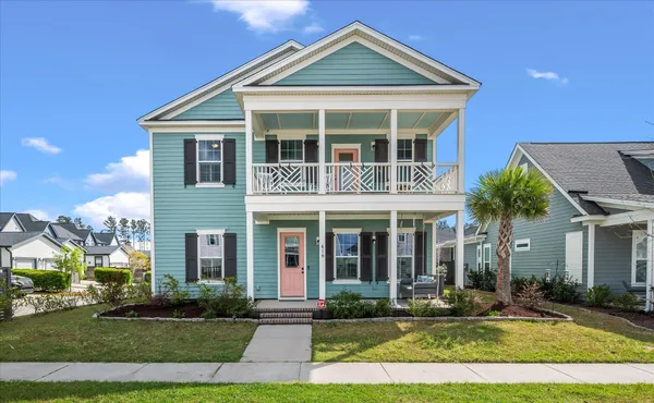 $635,000 | 619 Blueway Avenue, Summerville, SC 29486