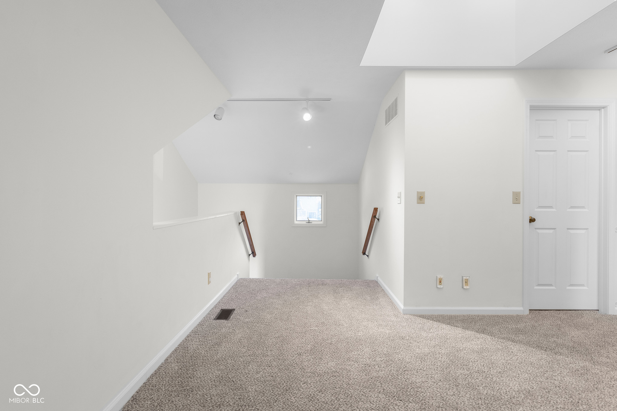 76 Lookout Ridge Drive Columbus, IN 47201 - Photo 45 of 64 Gallery Image 45