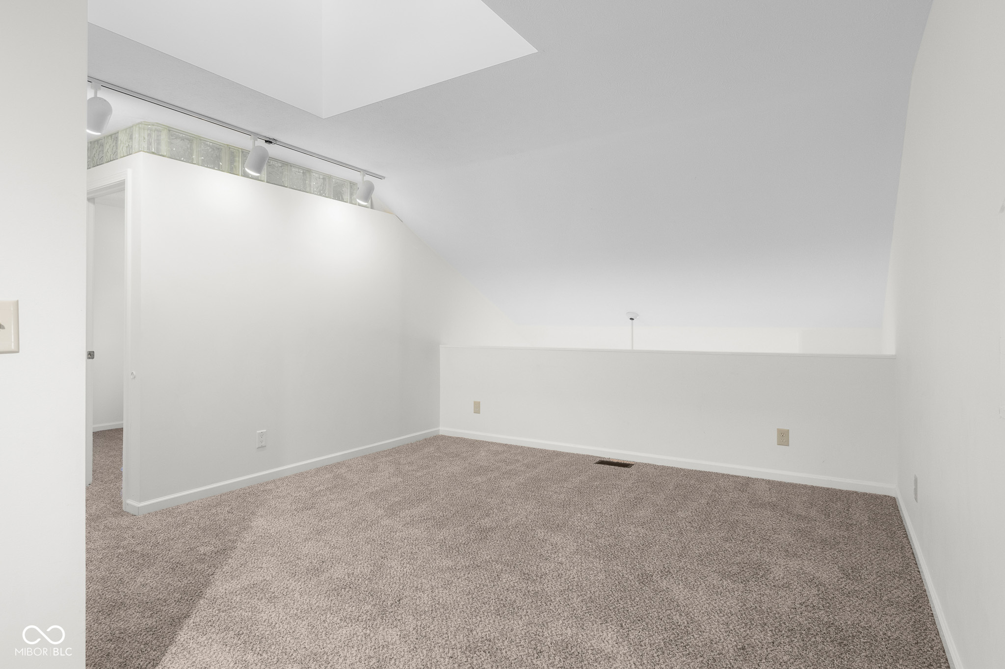 76 Lookout Ridge Drive Columbus, IN 47201 - Photo 46 of 64 Gallery Image 46
