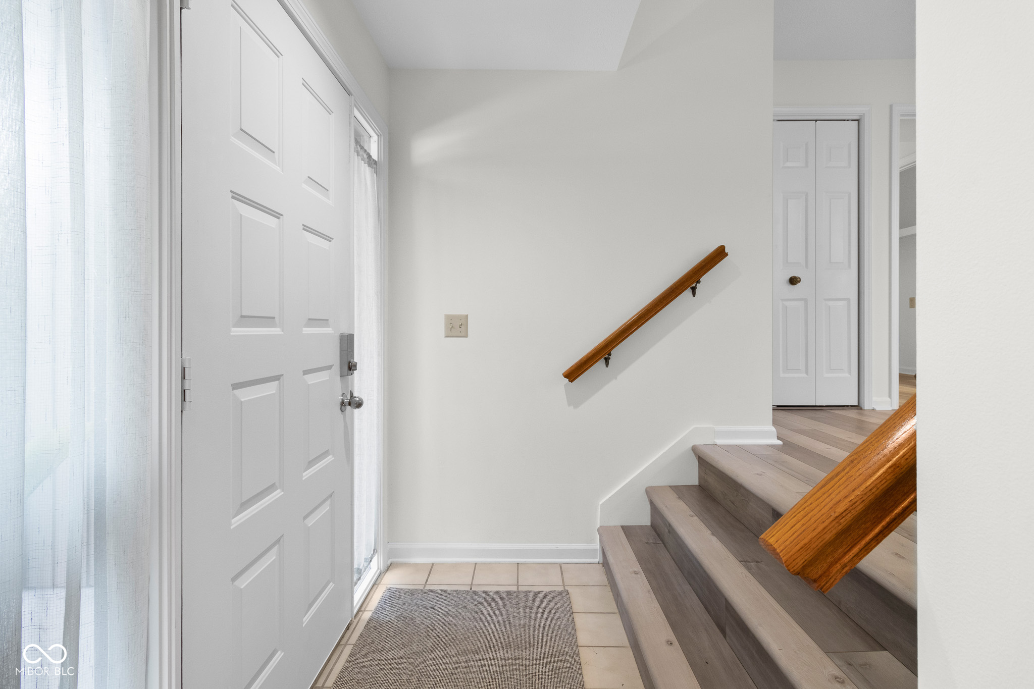 76 Lookout Ridge Drive Columbus, IN 47201 - Photo 5 of 64 Gallery Image 5