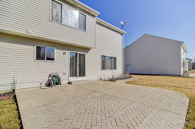 11 Raven Court Bolingbrook, IL 60490 - Photo 15 of 16