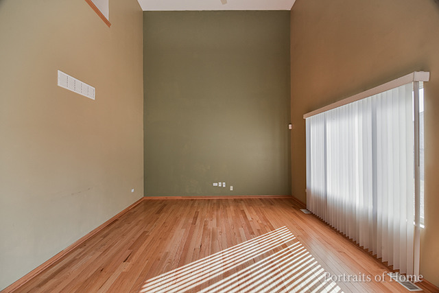 11 Raven Court Bolingbrook, IL 60490 - Photo 7 of 16