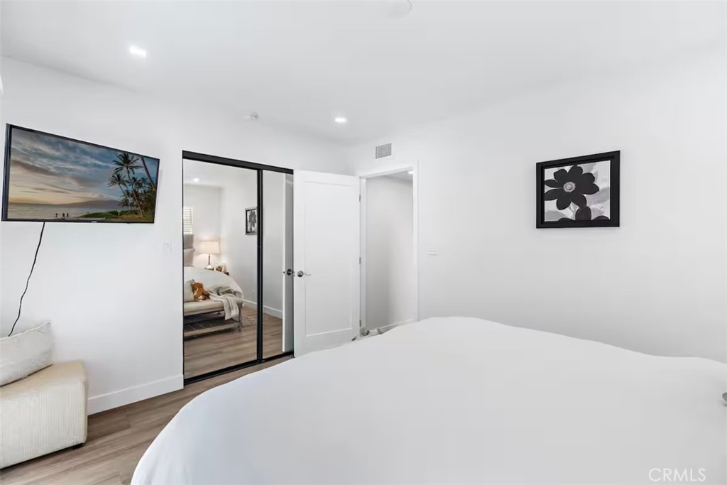 222 20th Street Newport Beach, CA 92663 - Photo 19 of 41