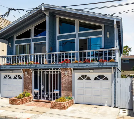 $9,800 | 222 20th Street, Newport Beach, CA 92663