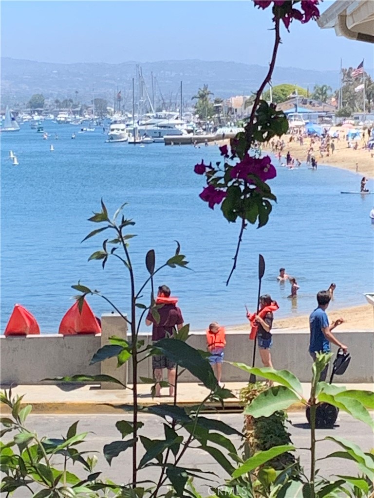 222 20th Street Newport Beach, CA 92663 - Photo 40 of 41