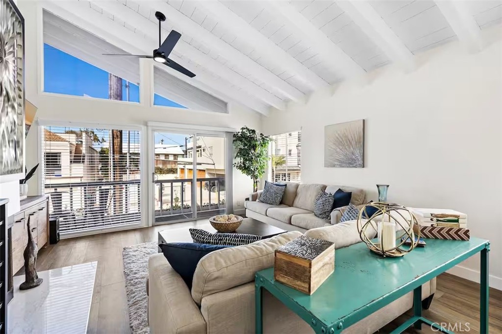 222 20th Street Newport Beach, CA 92663 - Photo 4 of 41