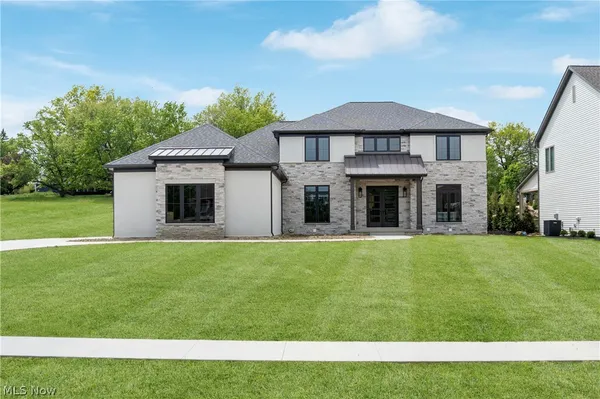 $1,077,000 | 526 Sawgrass Drive, Fairlawn, OH 44333