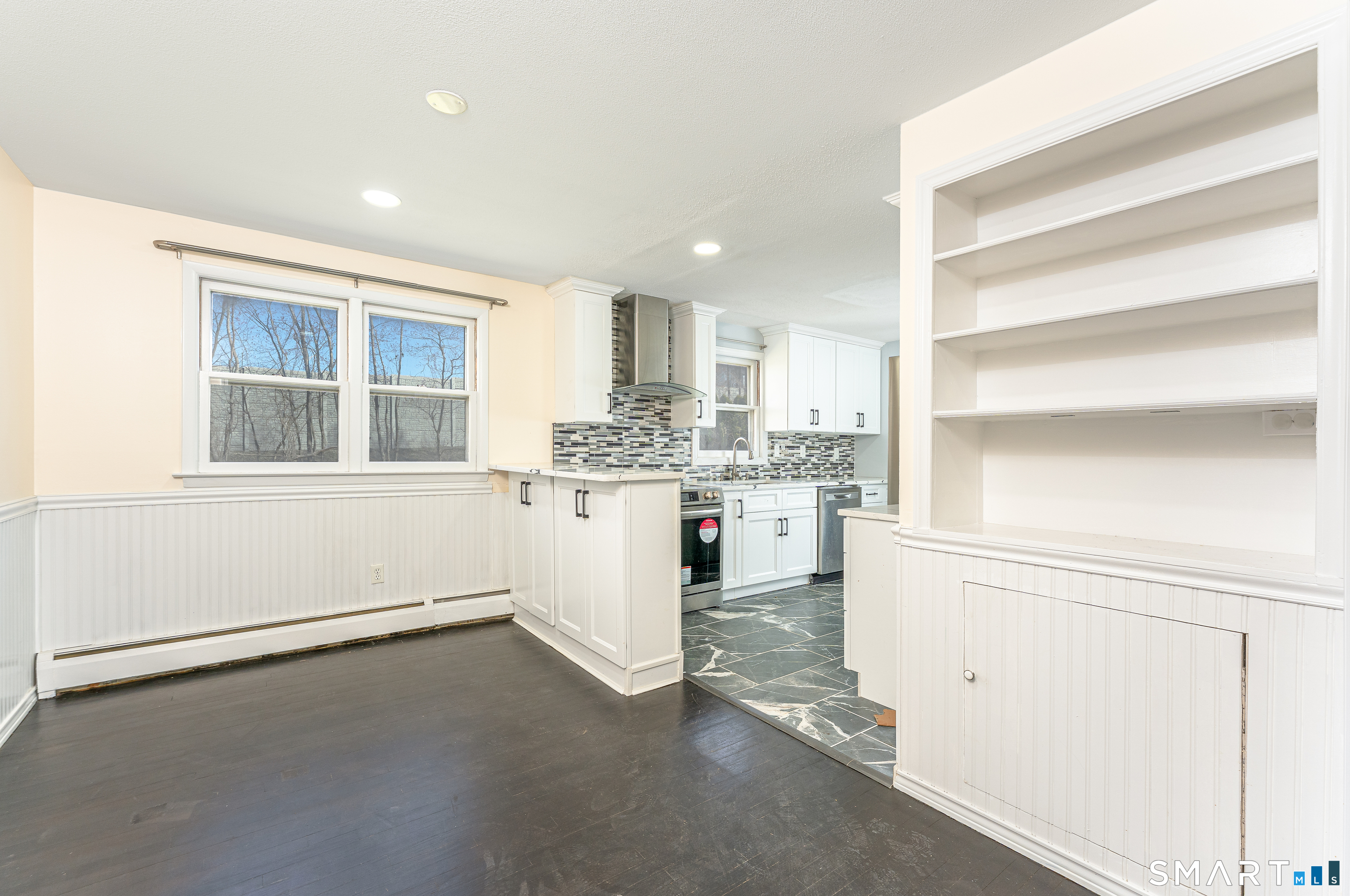 188 Tumblebrook Road Meriden, CT 06450 - Photo 12 of 28