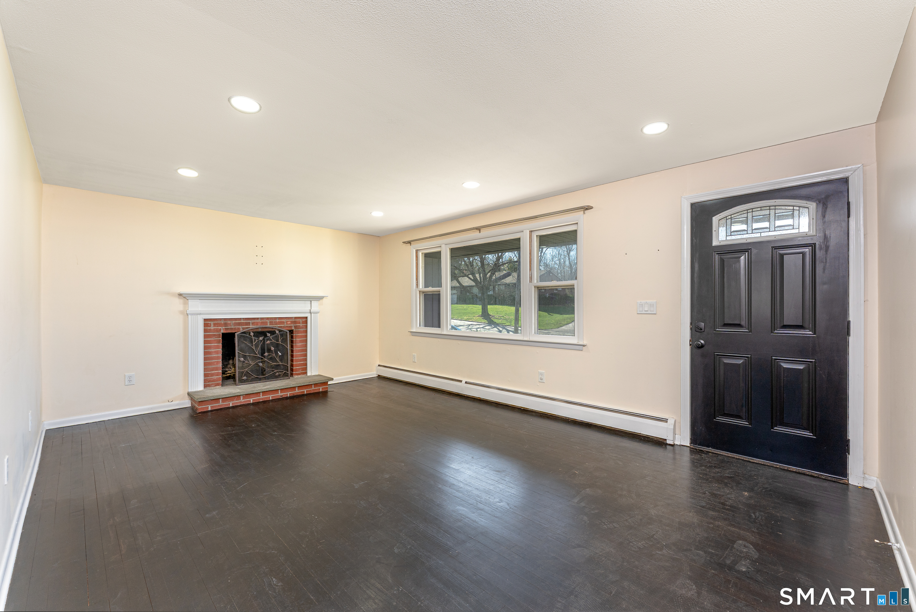 188 Tumblebrook Road Meriden, CT 06450 - Photo 6 of 28