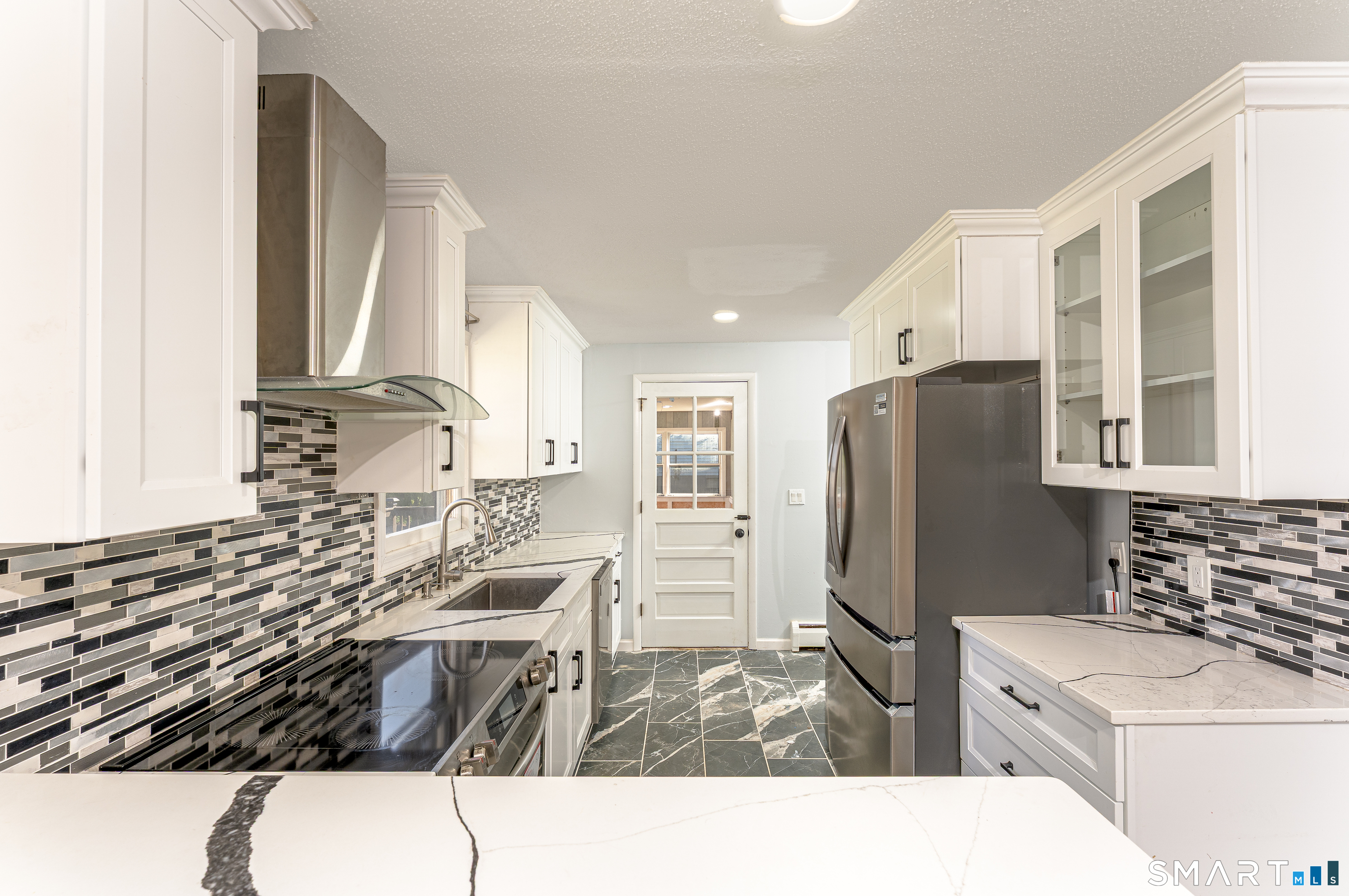 188 Tumblebrook Road Meriden, CT 06450 - Photo 9 of 28