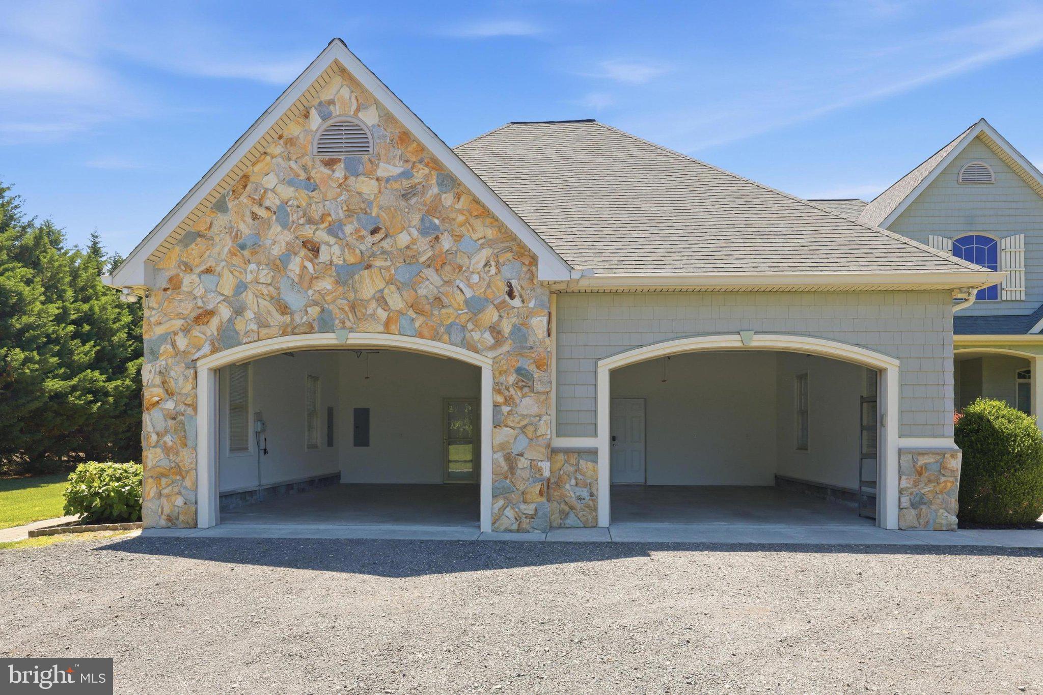 16932 Fitzgeralds Road Lincoln, DE 19960 - Photo 92 of 103 Charming stone-accented garage entrance.