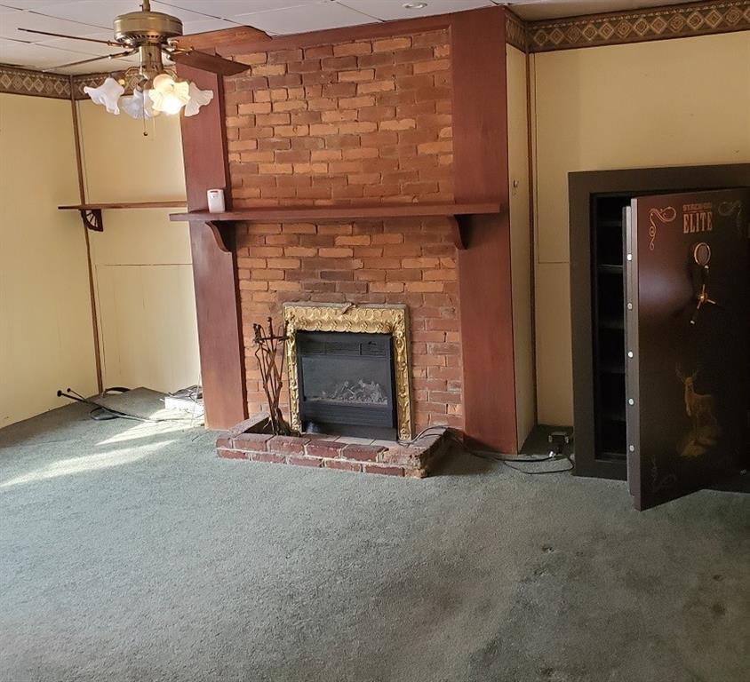 112 Carnegie Road Irwin, PA 15642 - Photo 4 of 6 Gallery Image 4