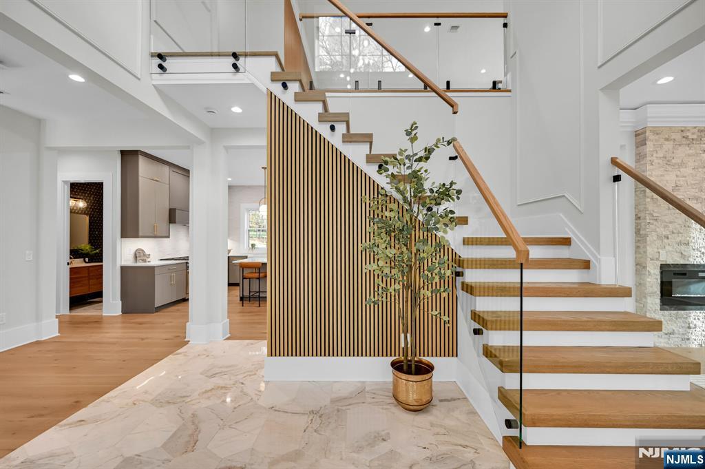 4 Athens Road Short Hills, NJ 07078 - Photo 3 of 50